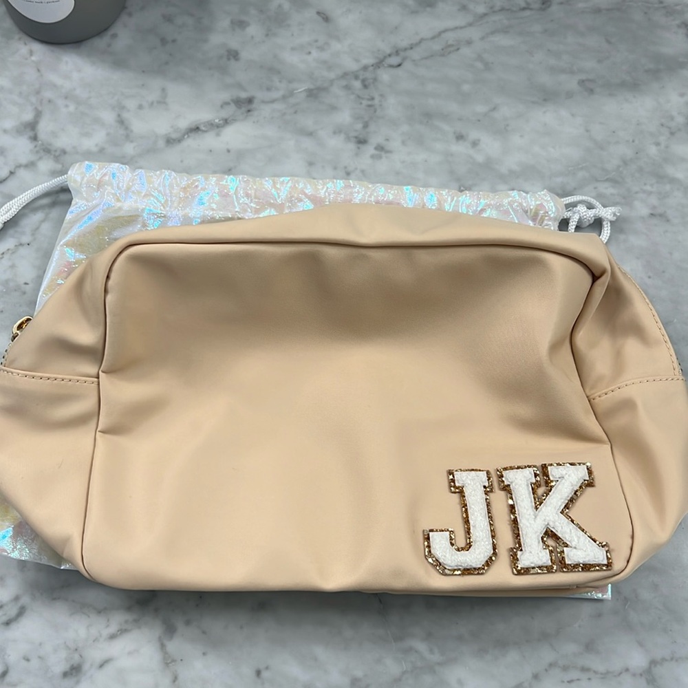 Stoney clover large pouch like new tan